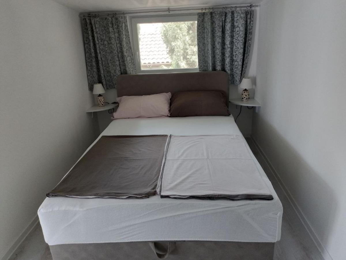 Villa 2 Swans Перой Екстер'єр фото